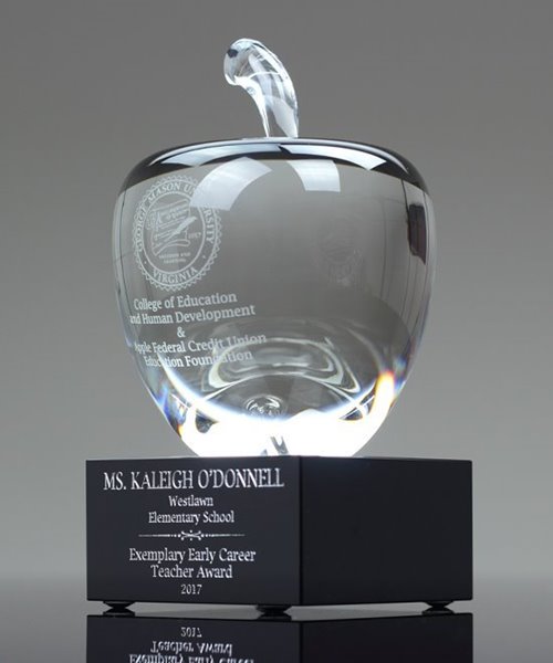 Picture of Crystal Apple Trophy