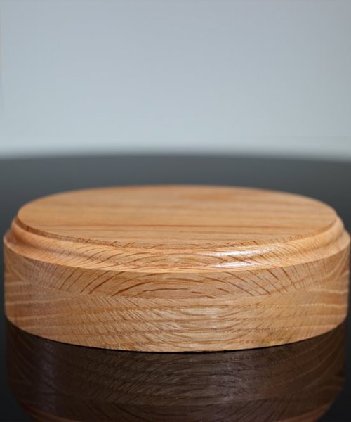 Picture of Oval Oak Mounting Base