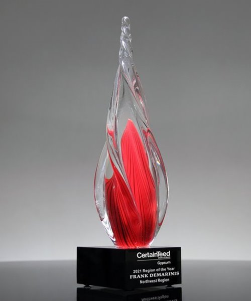 Picture of Crimson Flare Art Glass Trophy