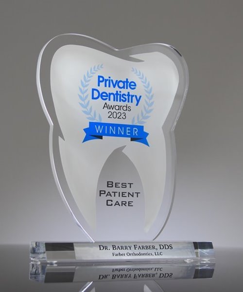 Picture of Acrylic Tooth Trophy