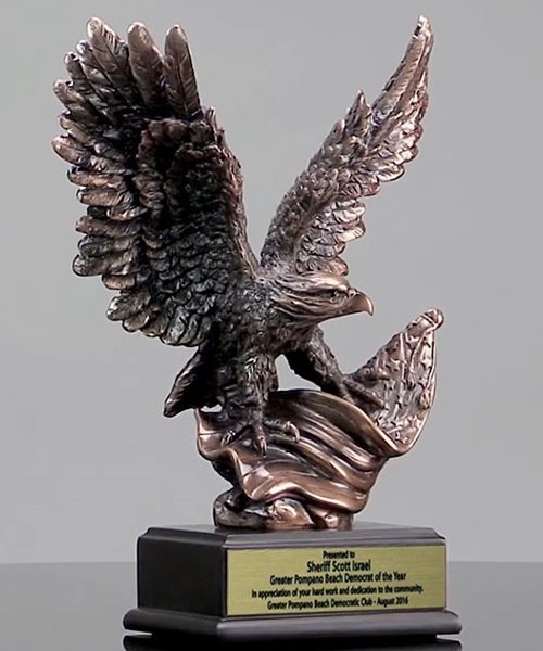 Picture of Bronze Eagle Trophy With American Flag