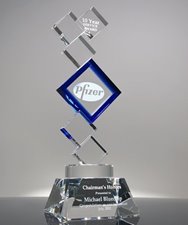 Why Customized Awards Mean More in The Corporate Workplace