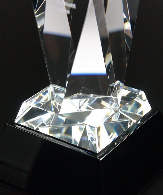 The towering crystal award main image 0