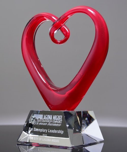 Picture of Artful Heart Red Crystal Award with Clear Base