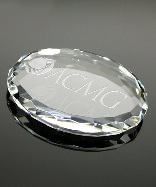 Picture of Multifaceted Crystal Paperweight Oval