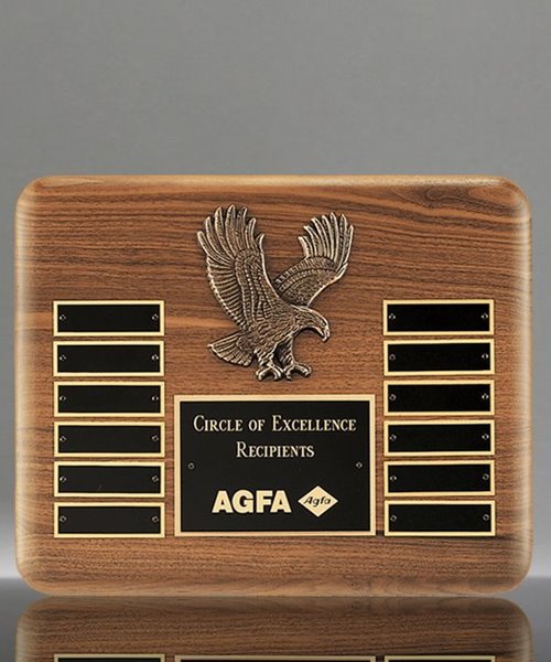 Picture of Soaring Eagle 12-Plate Perpetual Walnut Plaque