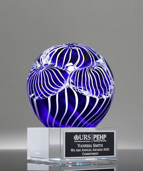 Picture of Intrigue Art Glass Sphere Trophy - Clear Base
